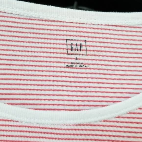 Gap 3/4 sleeves red and cream striped shirt - Picture 3 of 3